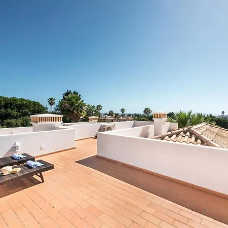 Modern And Spacious Two Bedroom Apartment
