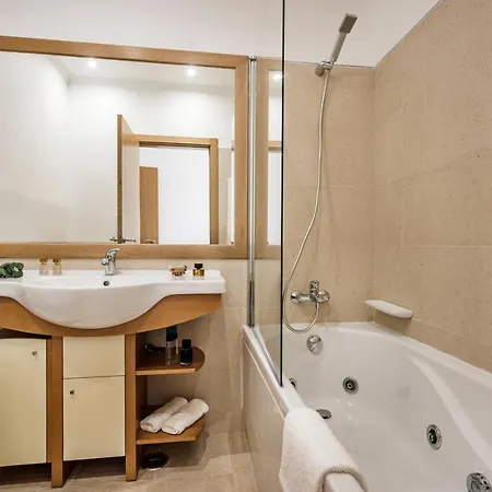 Modern&spacious Two Bedroom Apartamento