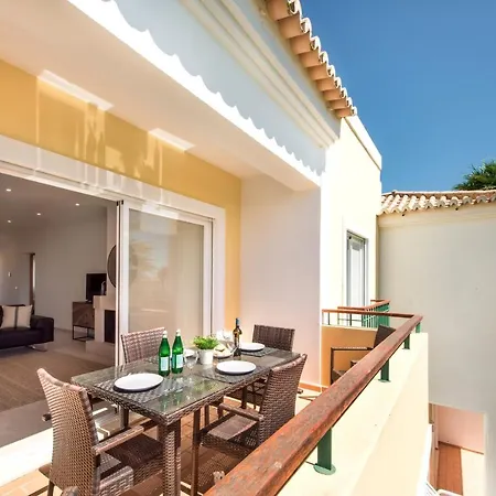 Modern&spacious Two Bedroom *